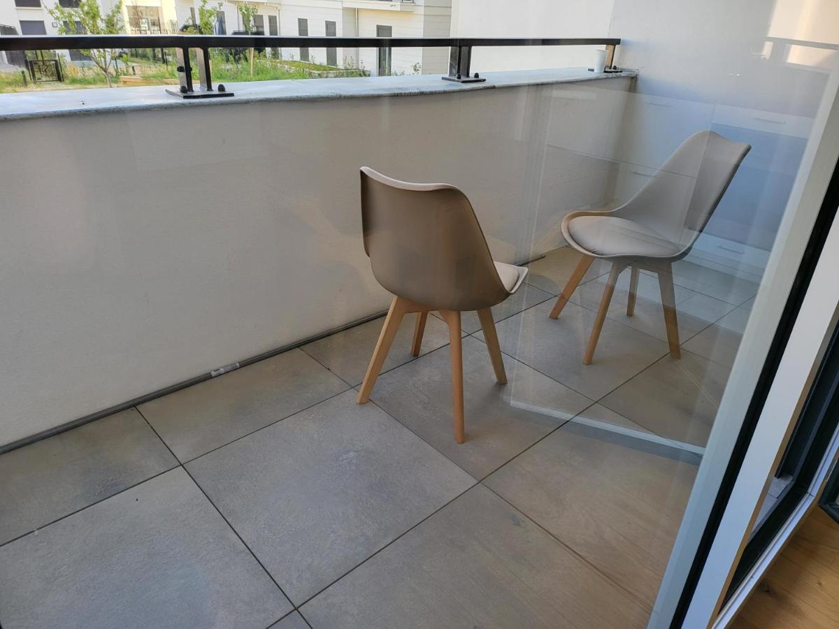 Superbe Appartement A 3Min A Pieds De La Gare Chessy  Eksteriør billede